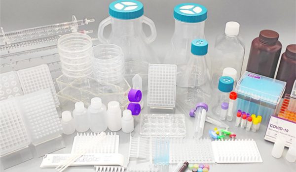 Cum echilibrăm performanța și nevoile de mediu ale consumabilelor de laborator IVD?